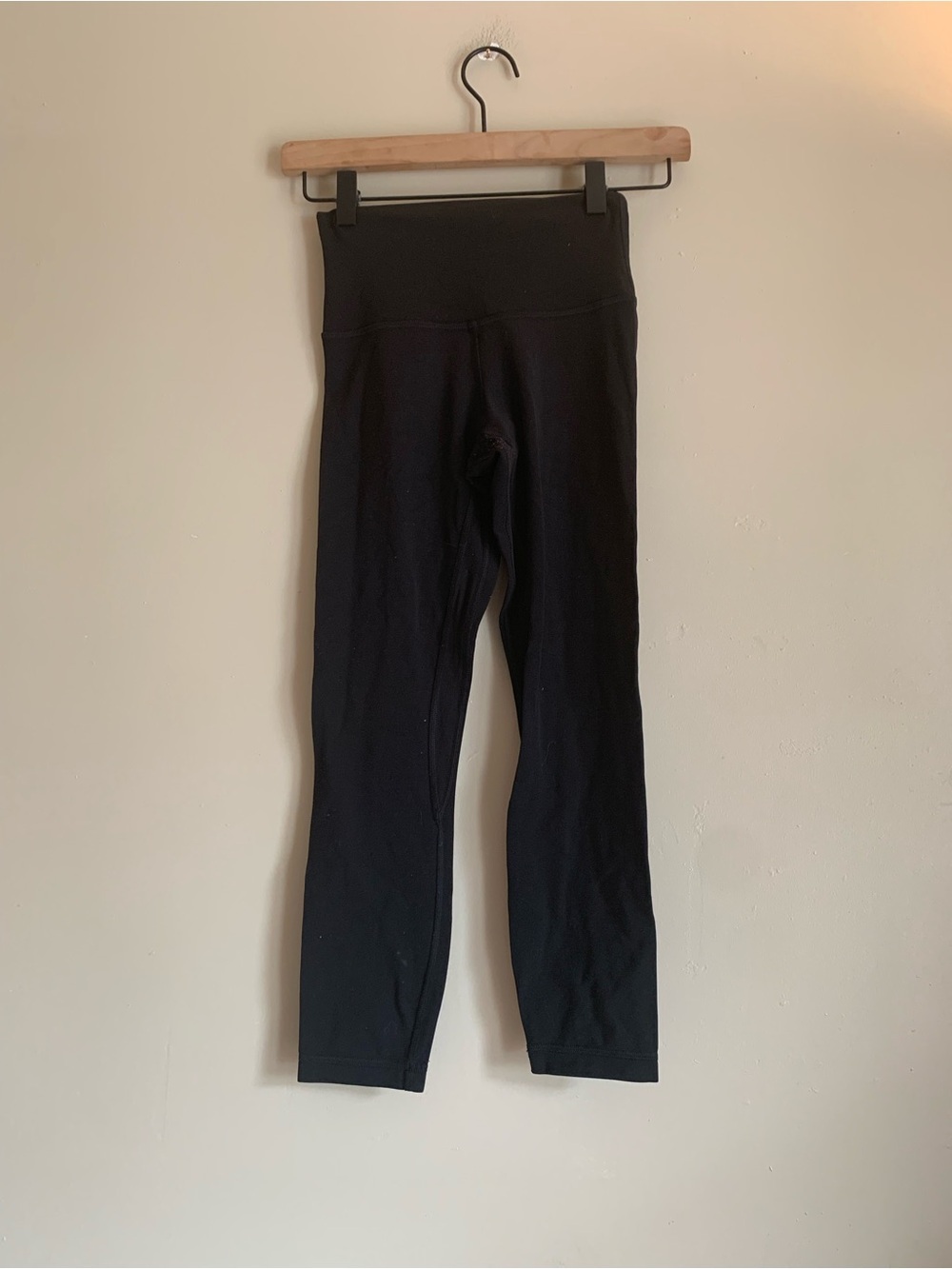 lululemon athletica Black High-Rise Leggings Women Size 2 Bottoms Athletic